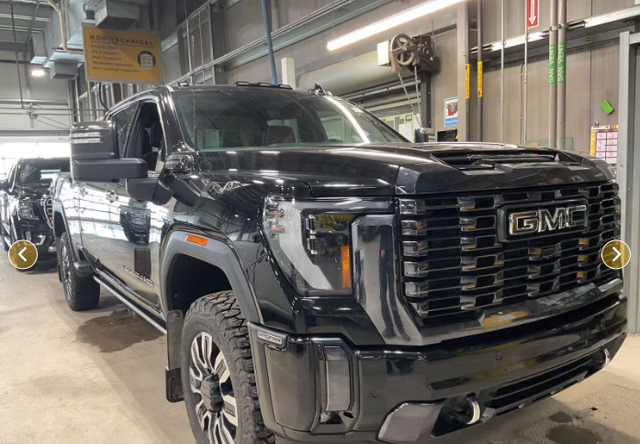 2024 Onyx Black GMC Sierra 2500HD Denali Ultimate 4X4 Truck