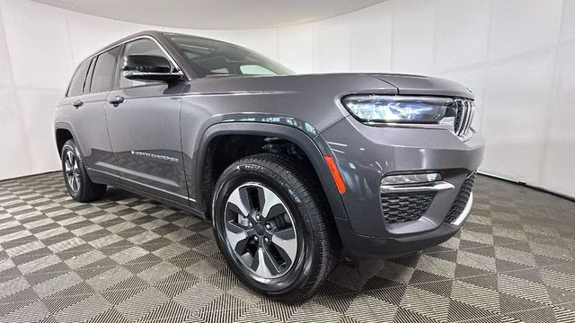 2022 Baltic Gray Metallic Clearcoat Jeep Grand Cherokee 4xe 4X4 SUV