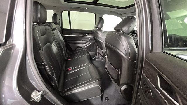 2022 Baltic Gray Metallic Clearcoat Jeep Grand Cherokee 4xe 4X4 SUV