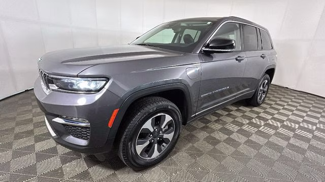 2022 Baltic Gray Metallic Clearcoat Jeep Grand Cherokee 4xe 4X4 SUV