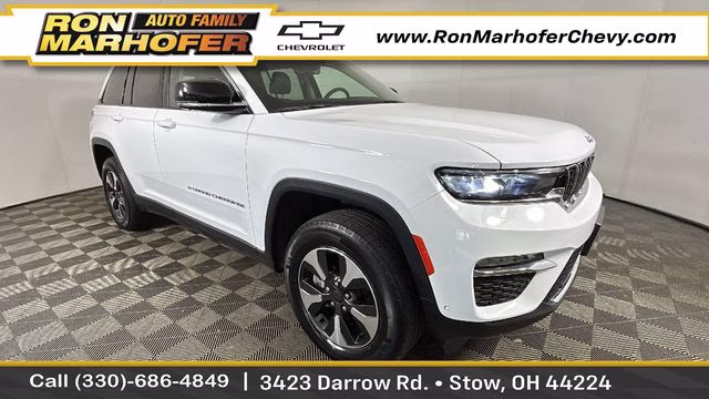 2022 Bright White Clearcoat Jeep Grand Cherokee 4xe 4X4 SUV