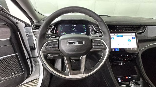 2022 Bright White Clearcoat Jeep Grand Cherokee 4xe 4X4 SUV