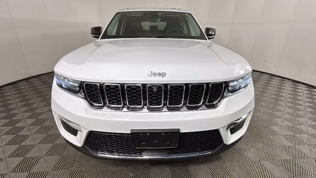 2022 Bright White Clearcoat Jeep Grand Cherokee 4xe 4X4 SUV