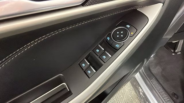 2023 Silver Ford Explorer XLT 4X4 SUV