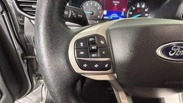 2023 Silver Ford Explorer XLT 4X4 SUV
