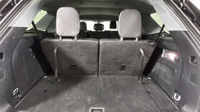2023 Silver Ford Explorer XLT 4X4 SUV
