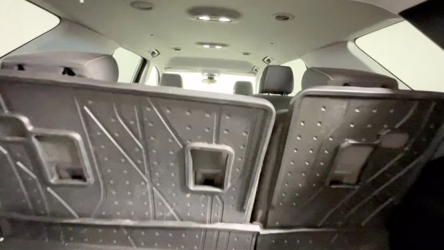 2020 Summit White Chevrolet Traverse LT FWD SUV