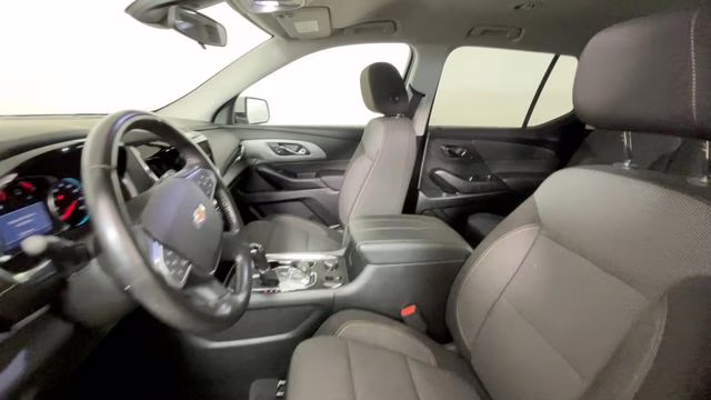 2020 Summit White Chevrolet Traverse LT FWD SUV