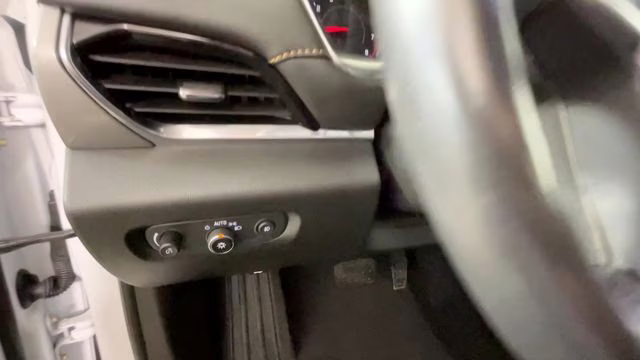 2020 Summit White Chevrolet Traverse LT FWD SUV