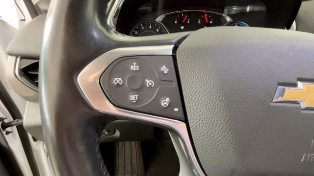 2020 Summit White Chevrolet Traverse LT FWD SUV