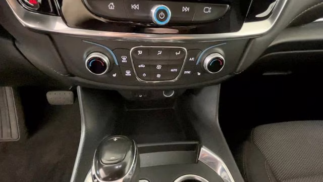 2020 Summit White Chevrolet Traverse LT FWD SUV