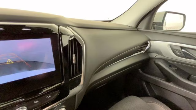 2020 Summit White Chevrolet Traverse LT FWD SUV