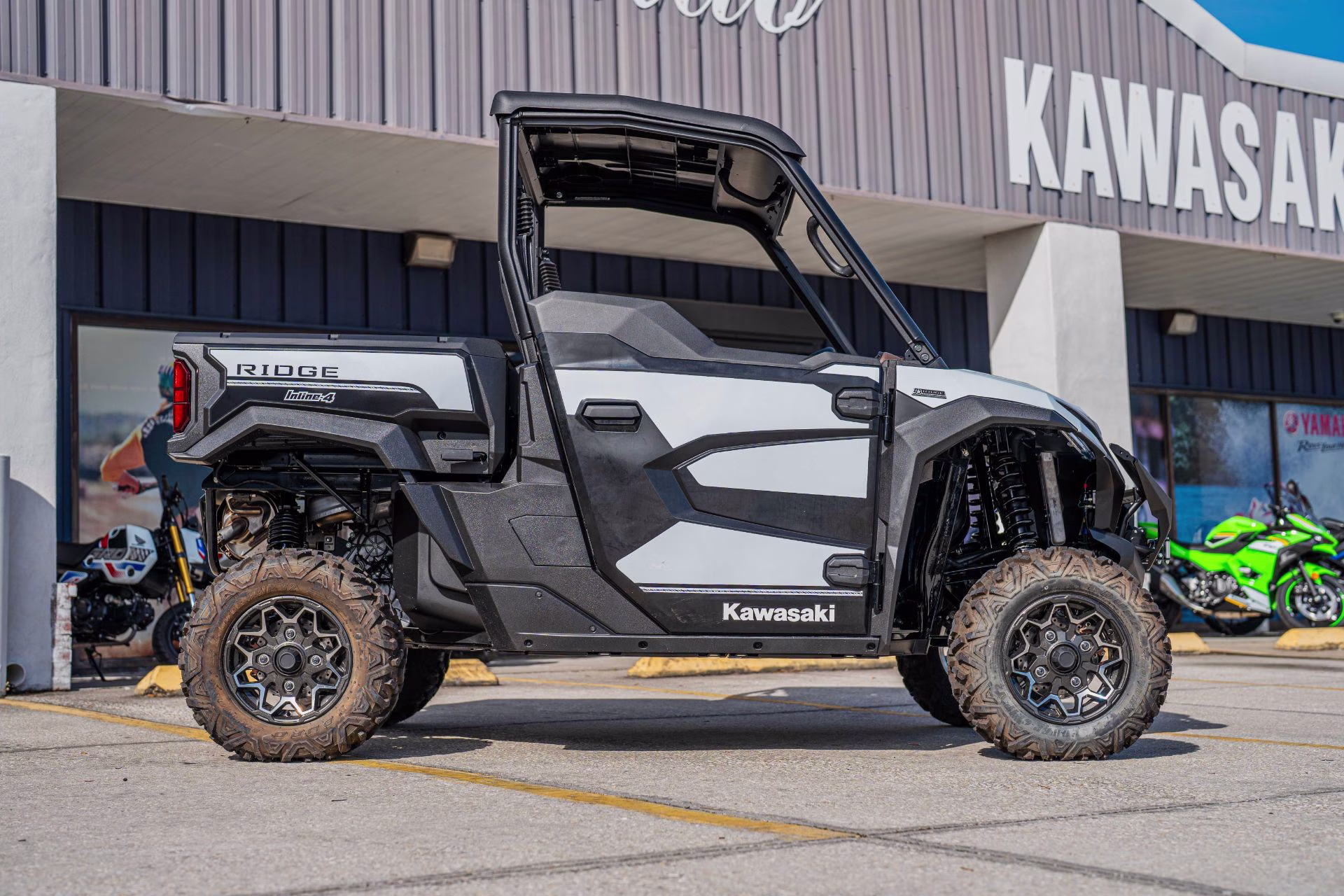 2024 Metallic Stardust White Kawasaki RIDGE Ranch Edition SXS