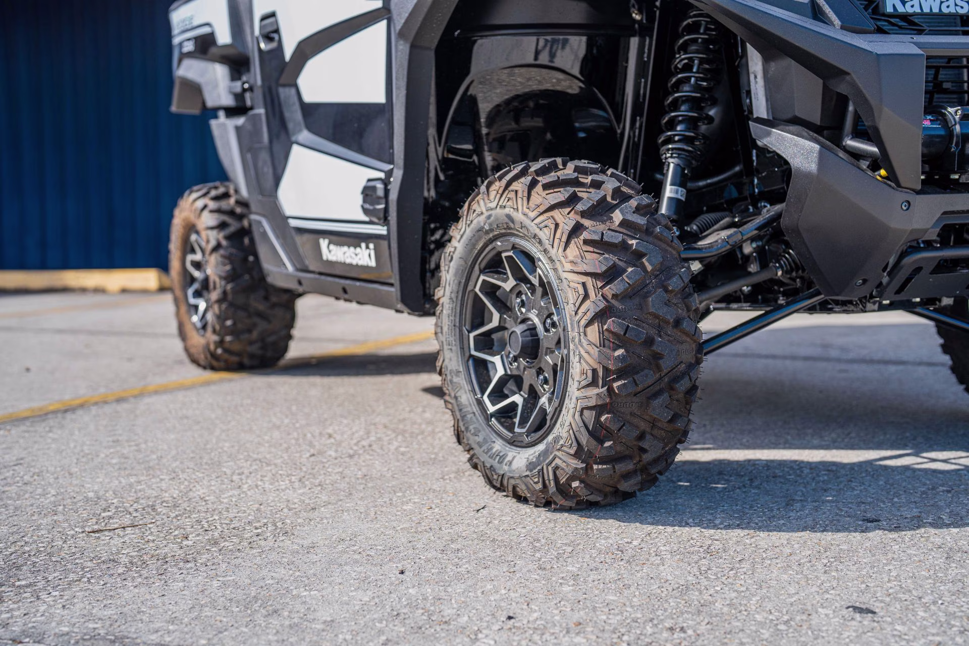 2024 Metallic Stardust White Kawasaki RIDGE Ranch Edition SXS