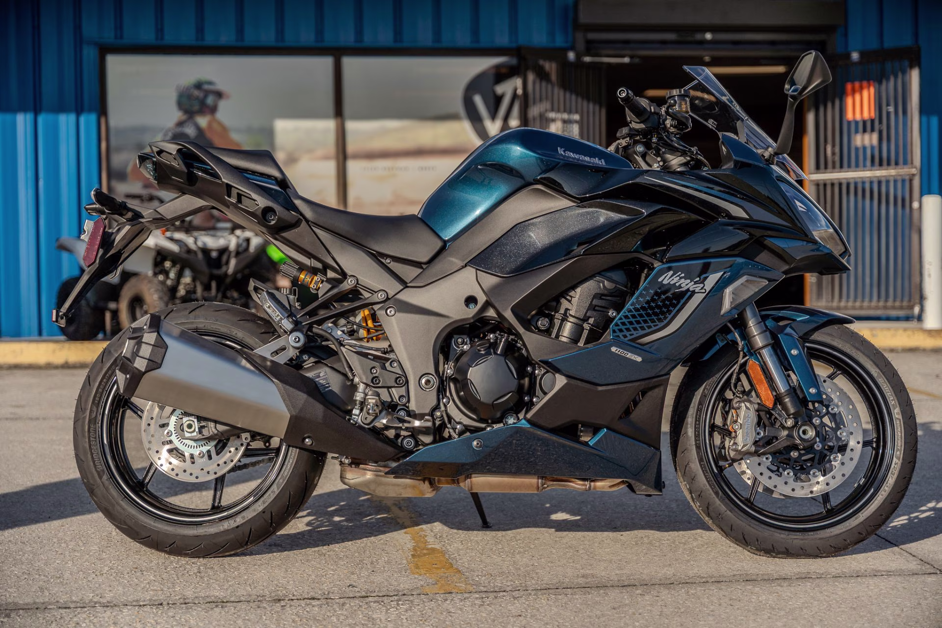 2026 Metallic Deep Blue / Metallic Diablo Black Kawasaki Ninja 1100SX SE ABS SE ABS Motorcycle