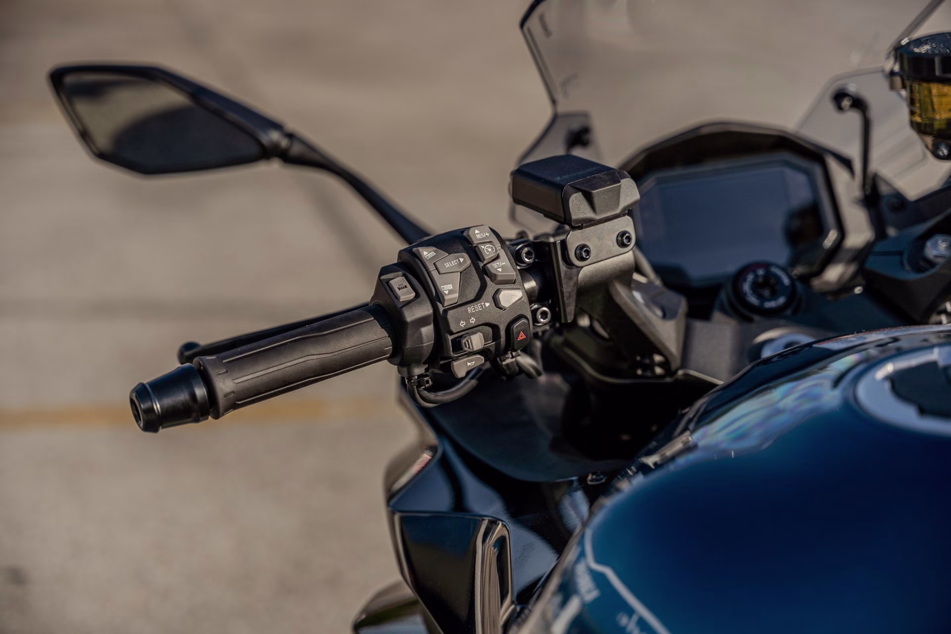 2026 Metallic Deep Blue / Metallic Diablo Black Kawasaki Ninja 1100SX SE ABS SE ABS Motorcycle
