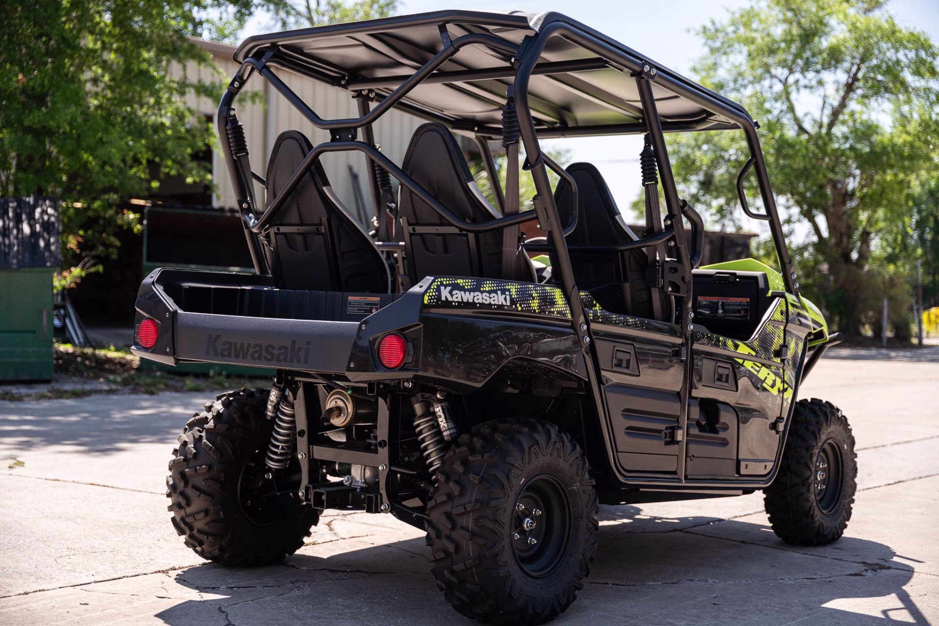 2025 Neon Yellow / Super Black Kawasaki Teryx4 SXS