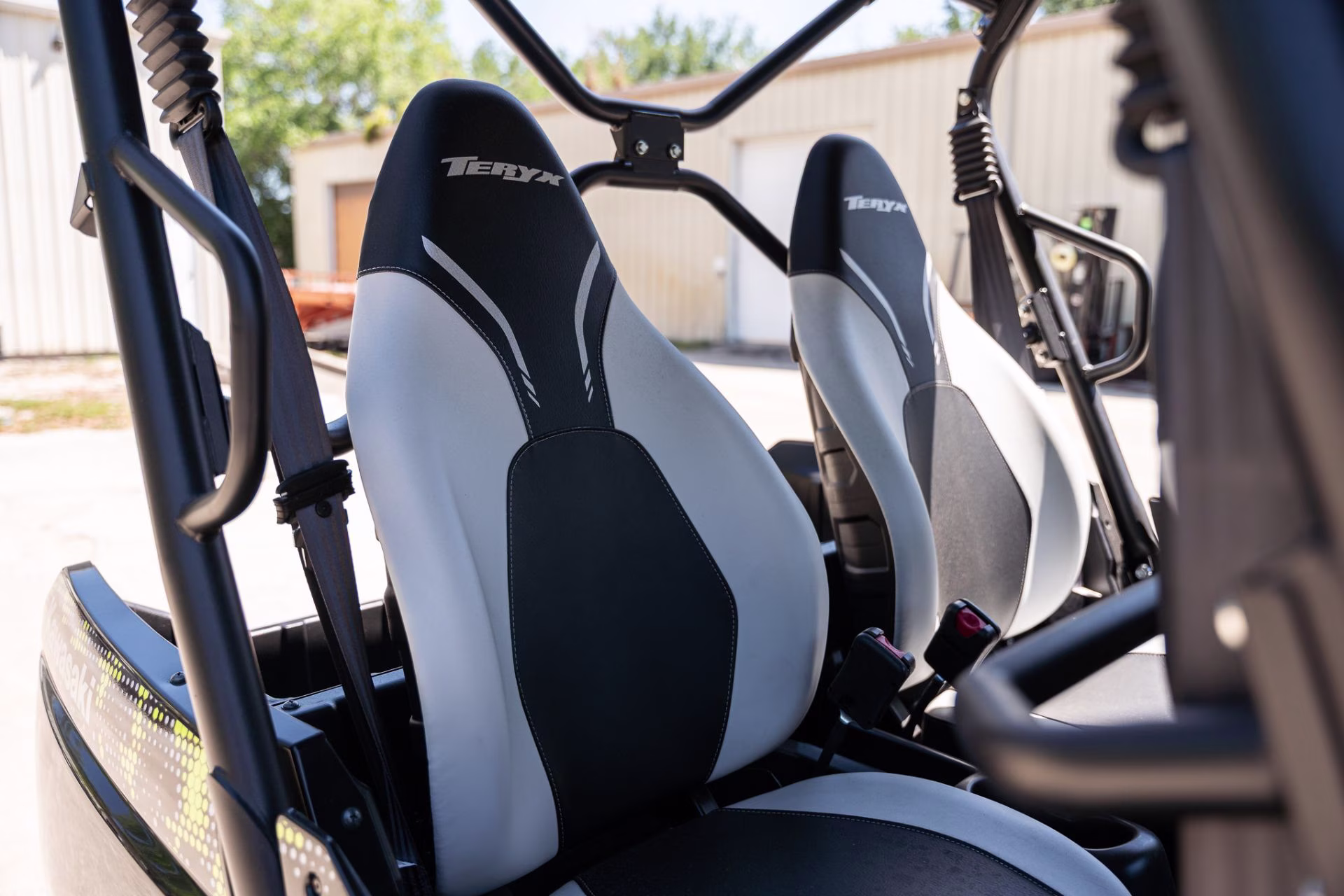 2025 Neon Yellow / Super Black Kawasaki Teryx4 SXS