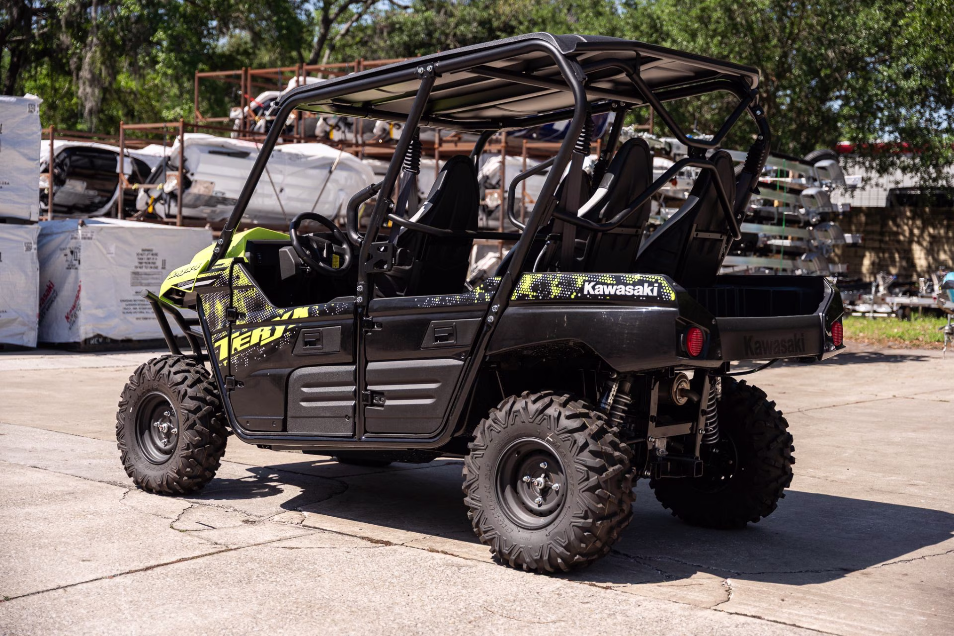2025 Neon Yellow / Super Black Kawasaki Teryx4 SXS