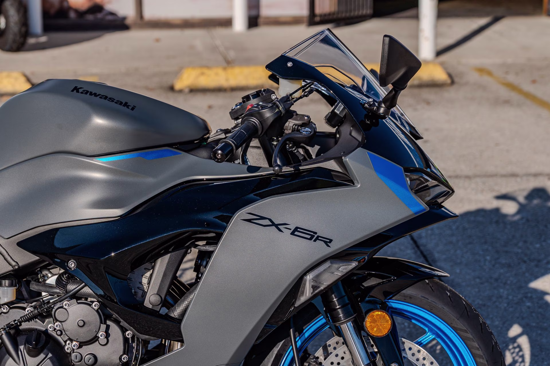 2026 Metallic Matte Graphenesteel Gray / Metallic Spark Black / Pearl Storm Gray Kawasaki Ninja ZX-6R ABS ZX-6R ABS Motorcycle