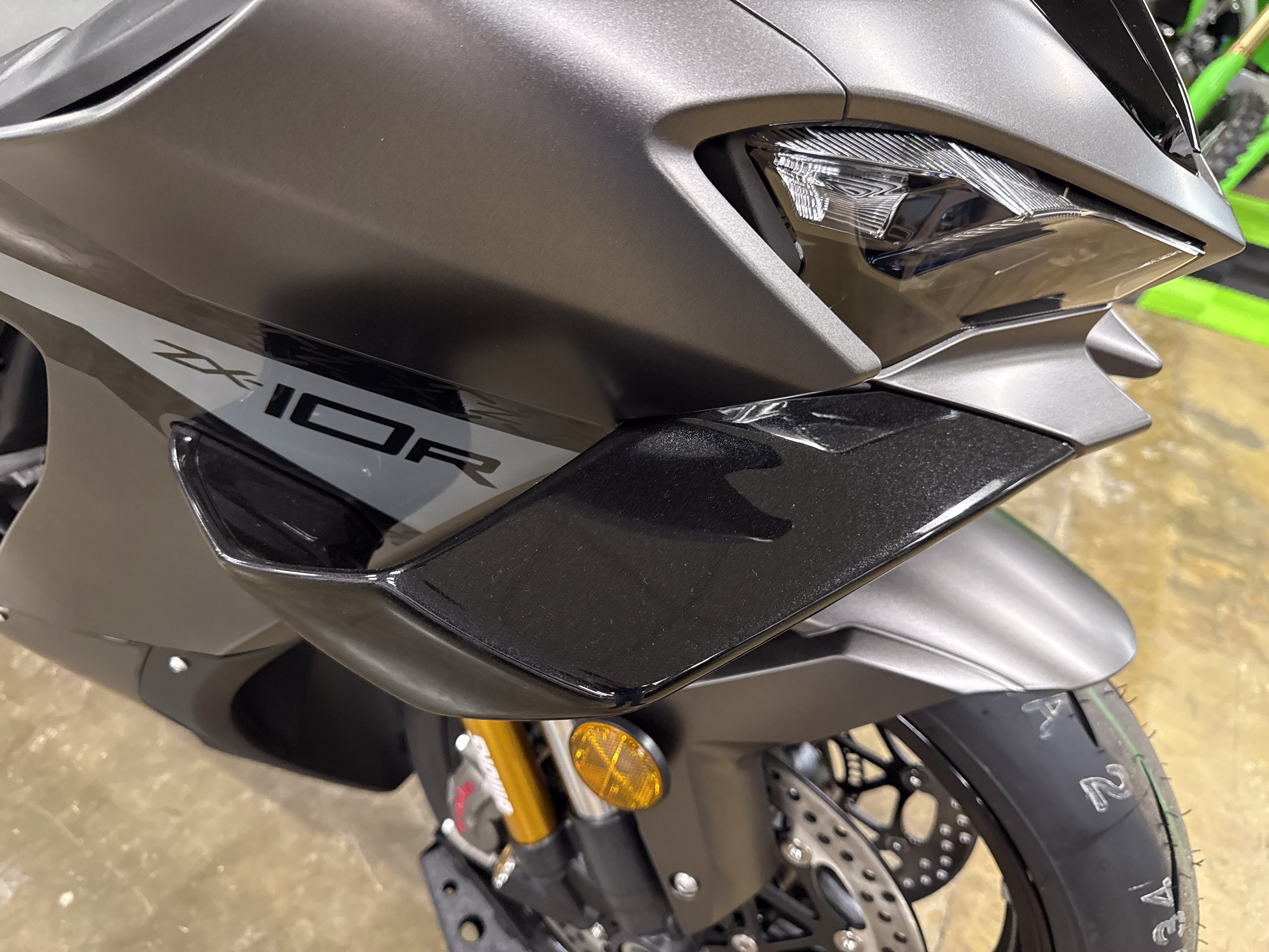 2026 Metallic Matte Graphenesteel Gray / Metallic Spark Black Kawasaki Ninja ZX-10R ABS Motorcycle
