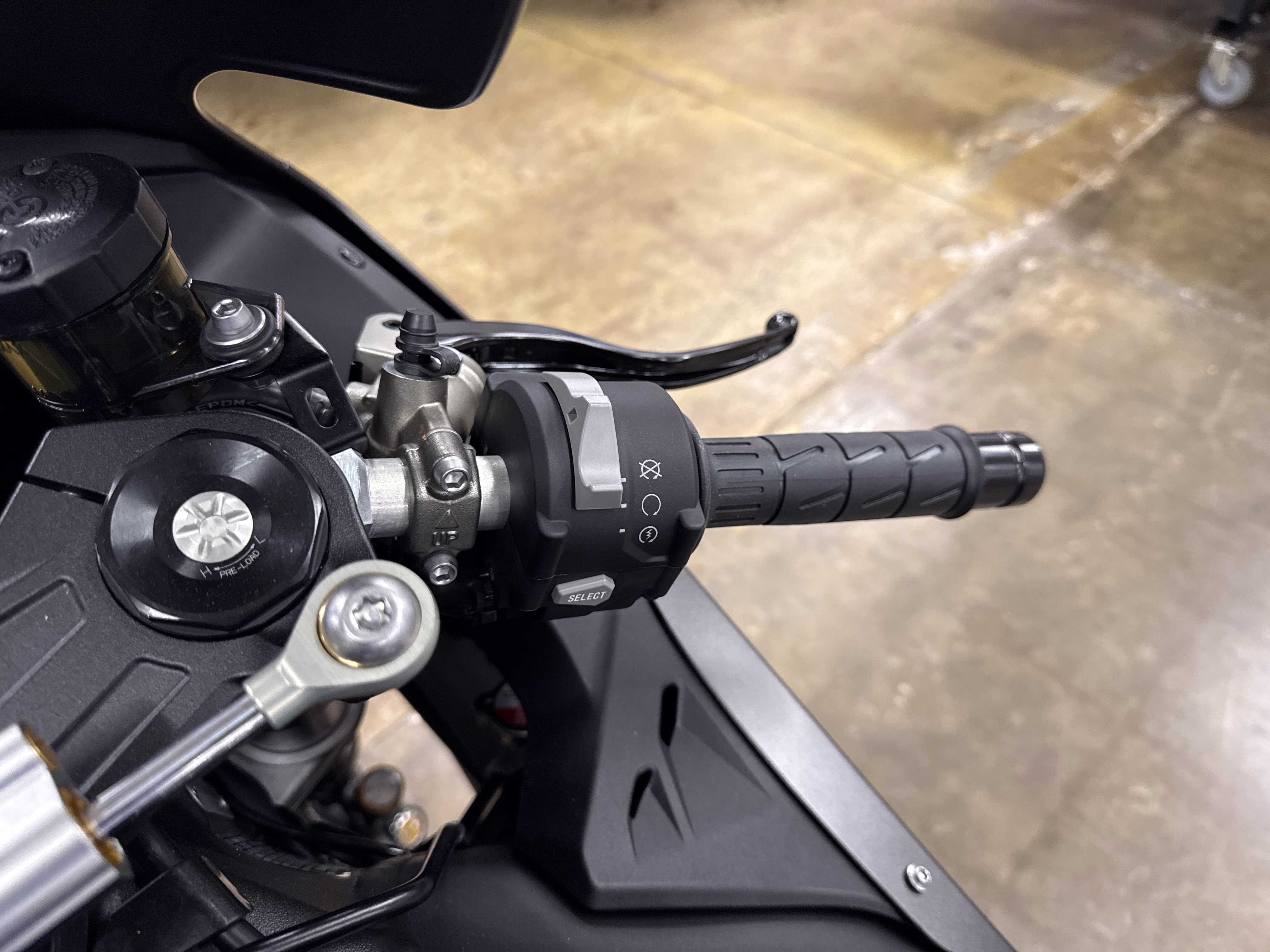 2026 Metallic Matte Graphenesteel Gray / Metallic Spark Black Kawasaki Ninja ZX-10R ABS Motorcycle