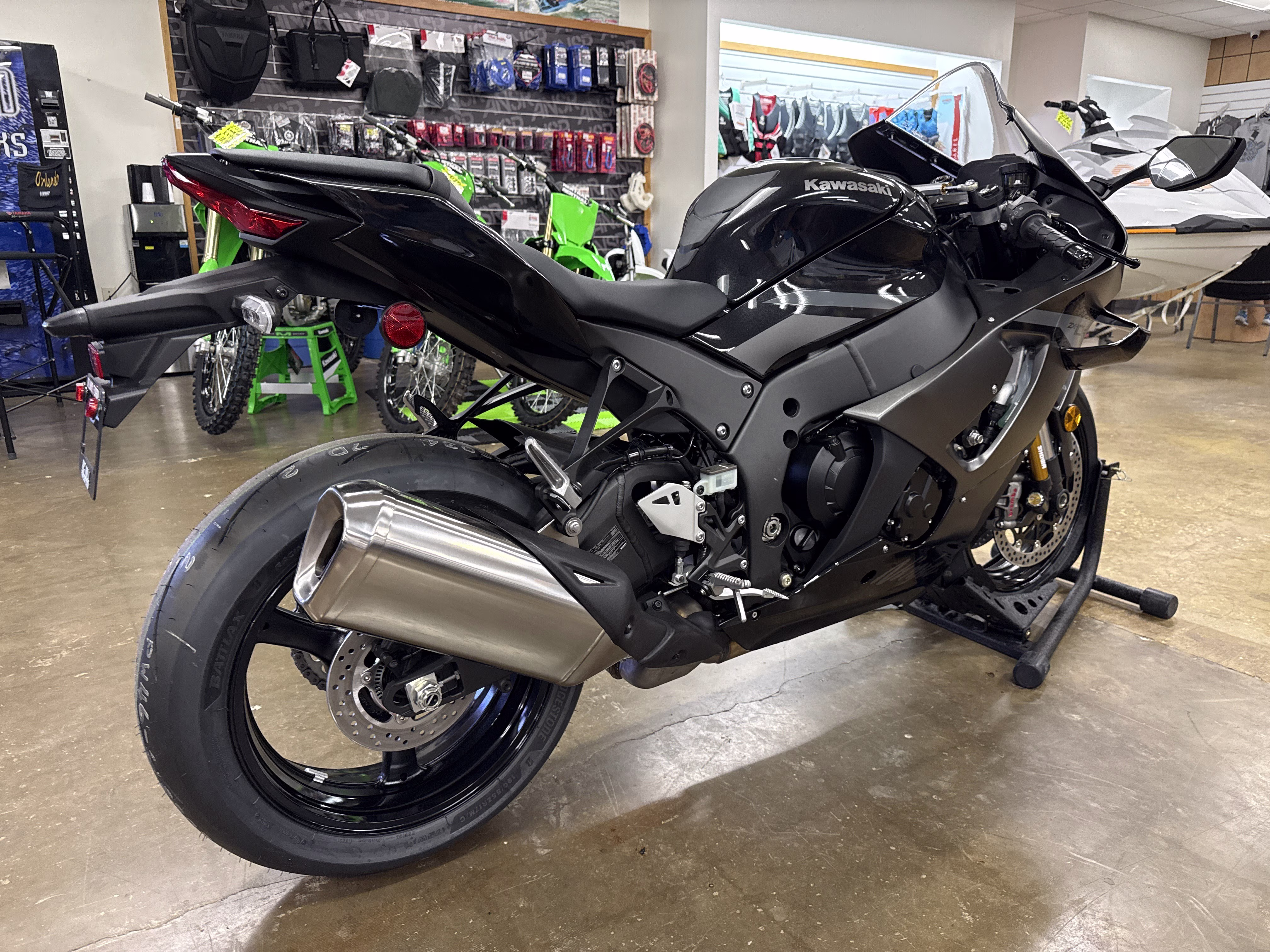 2026 Metallic Matte Graphenesteel Gray / Metallic Spark Black Kawasaki Ninja ZX-10R ABS Motorcycle