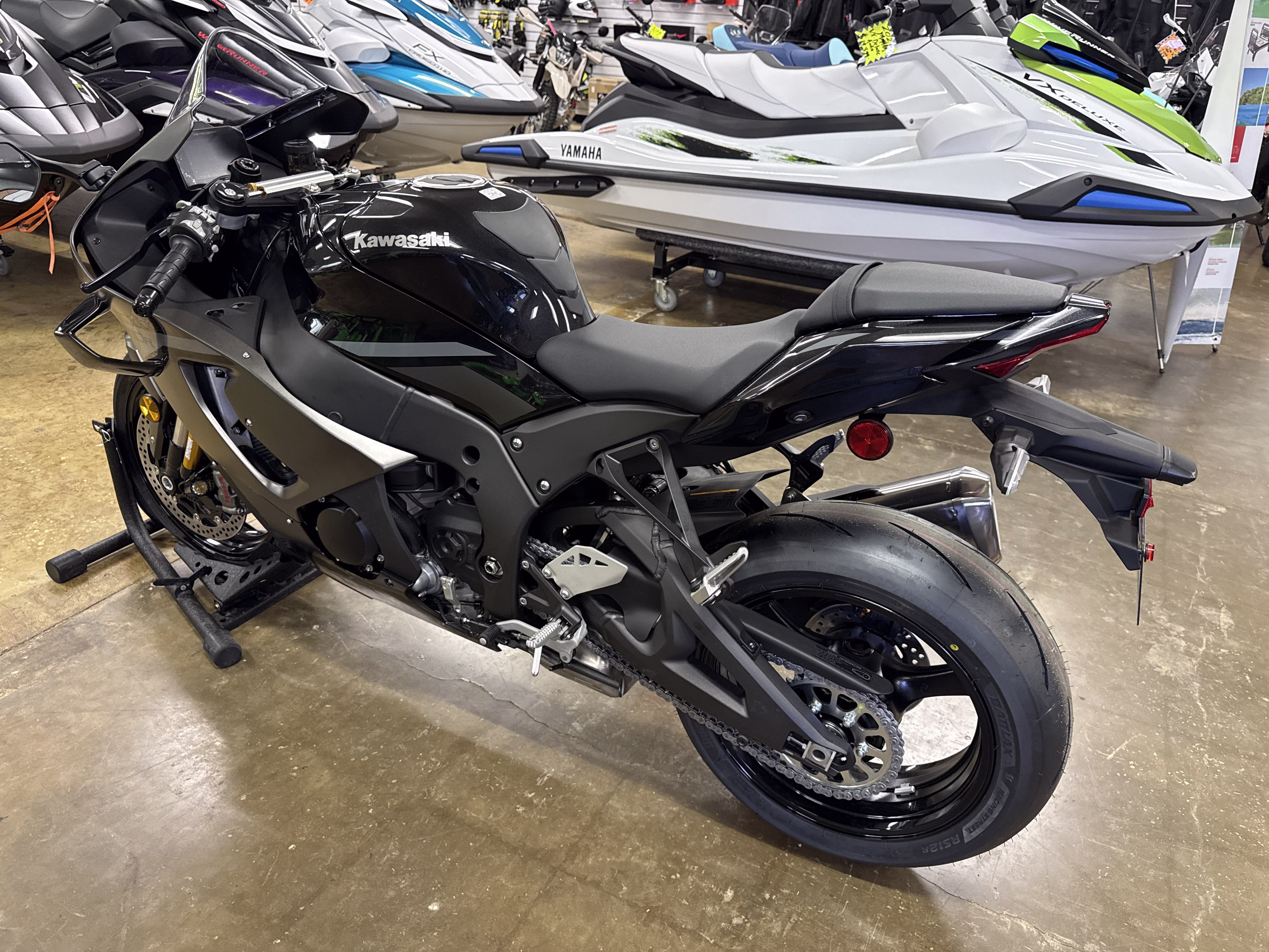 2026 Metallic Matte Graphenesteel Gray / Metallic Spark Black Kawasaki Ninja ZX-10R ABS Motorcycle