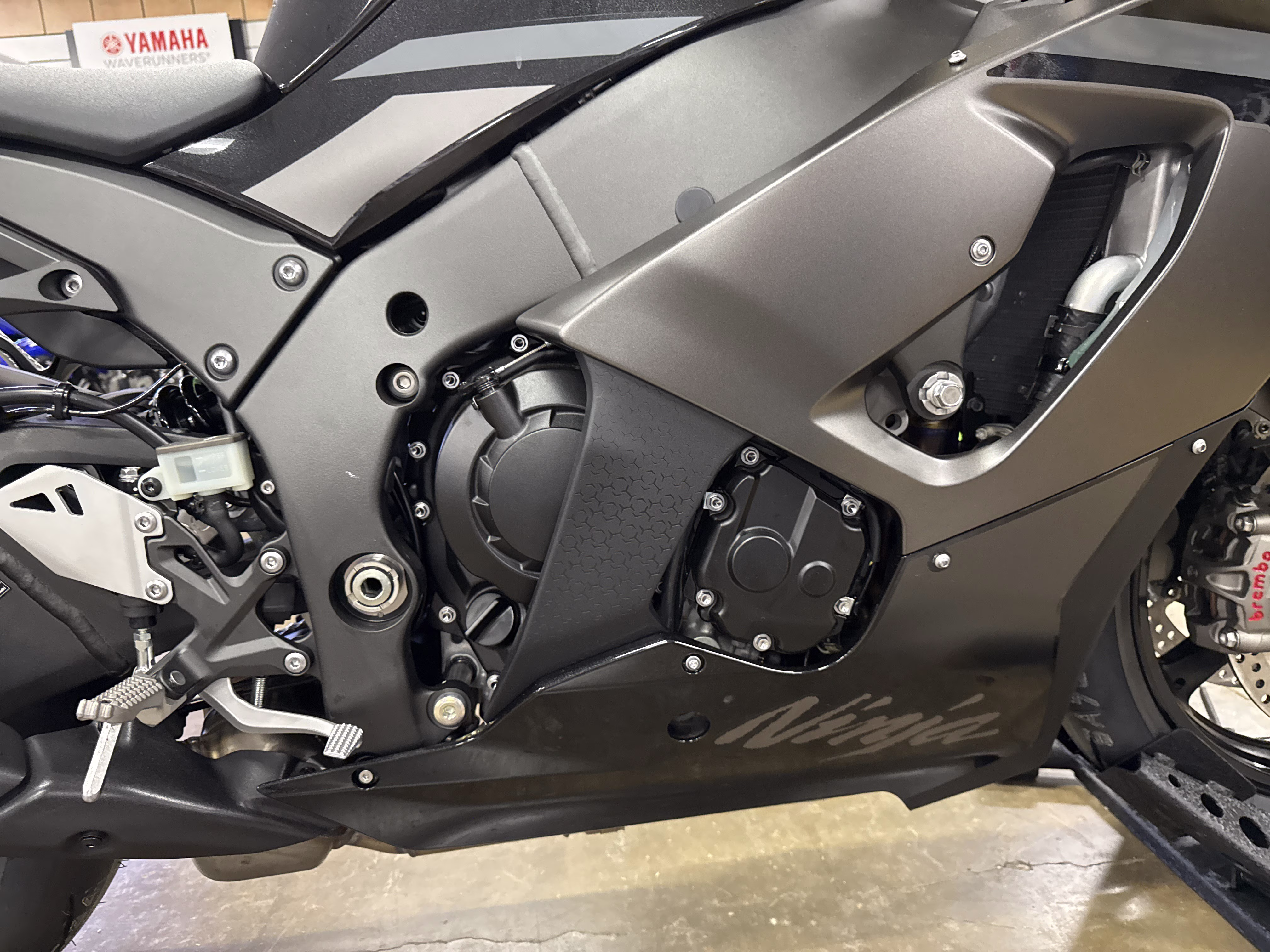 2026 Metallic Matte Graphenesteel Gray / Metallic Spark Black Kawasaki Ninja ZX-10R ABS Motorcycle