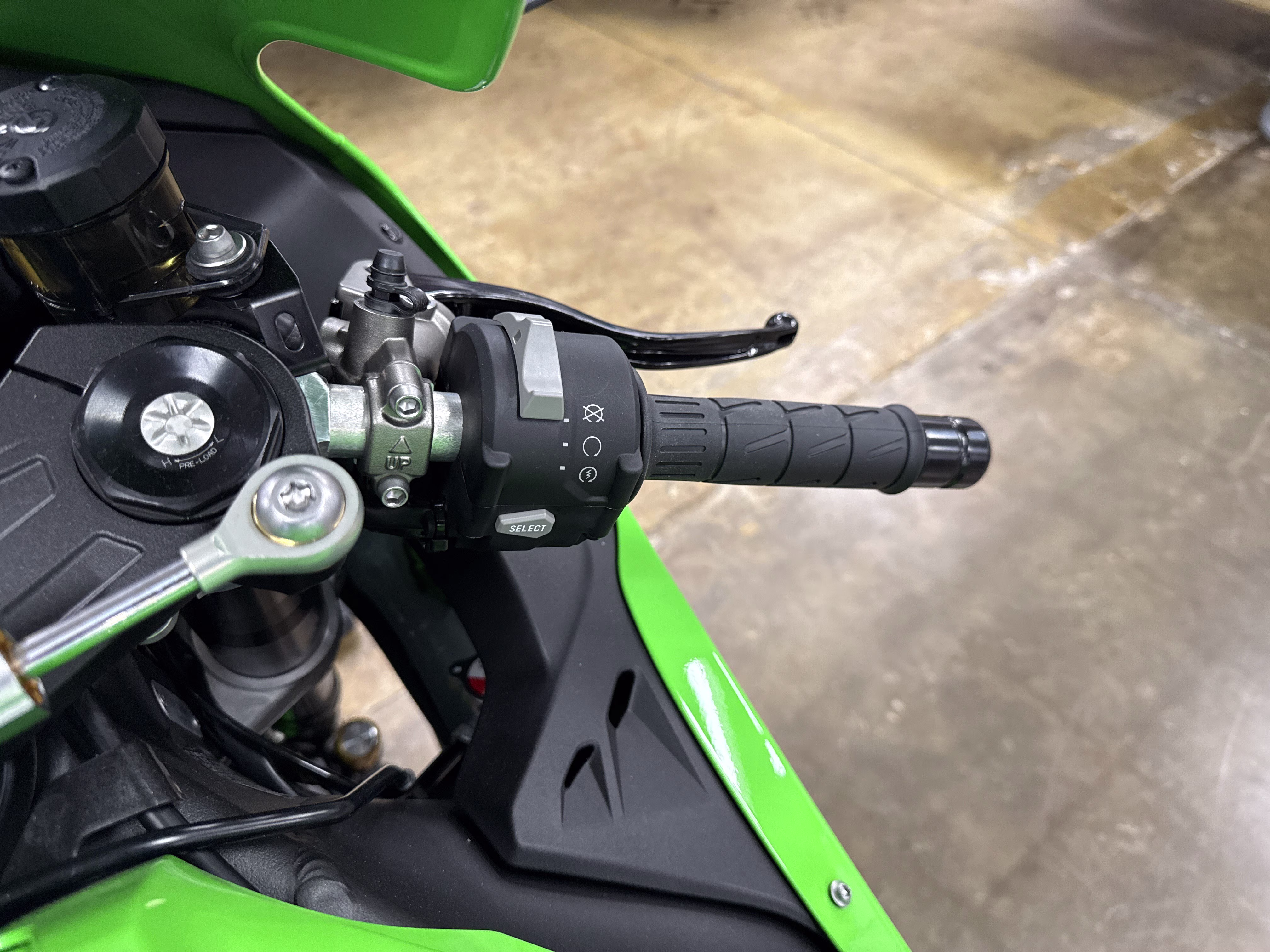 2026 Lime Green / Blue 24 Kawasaki Ninja ZX-10R ABS Motorcycle