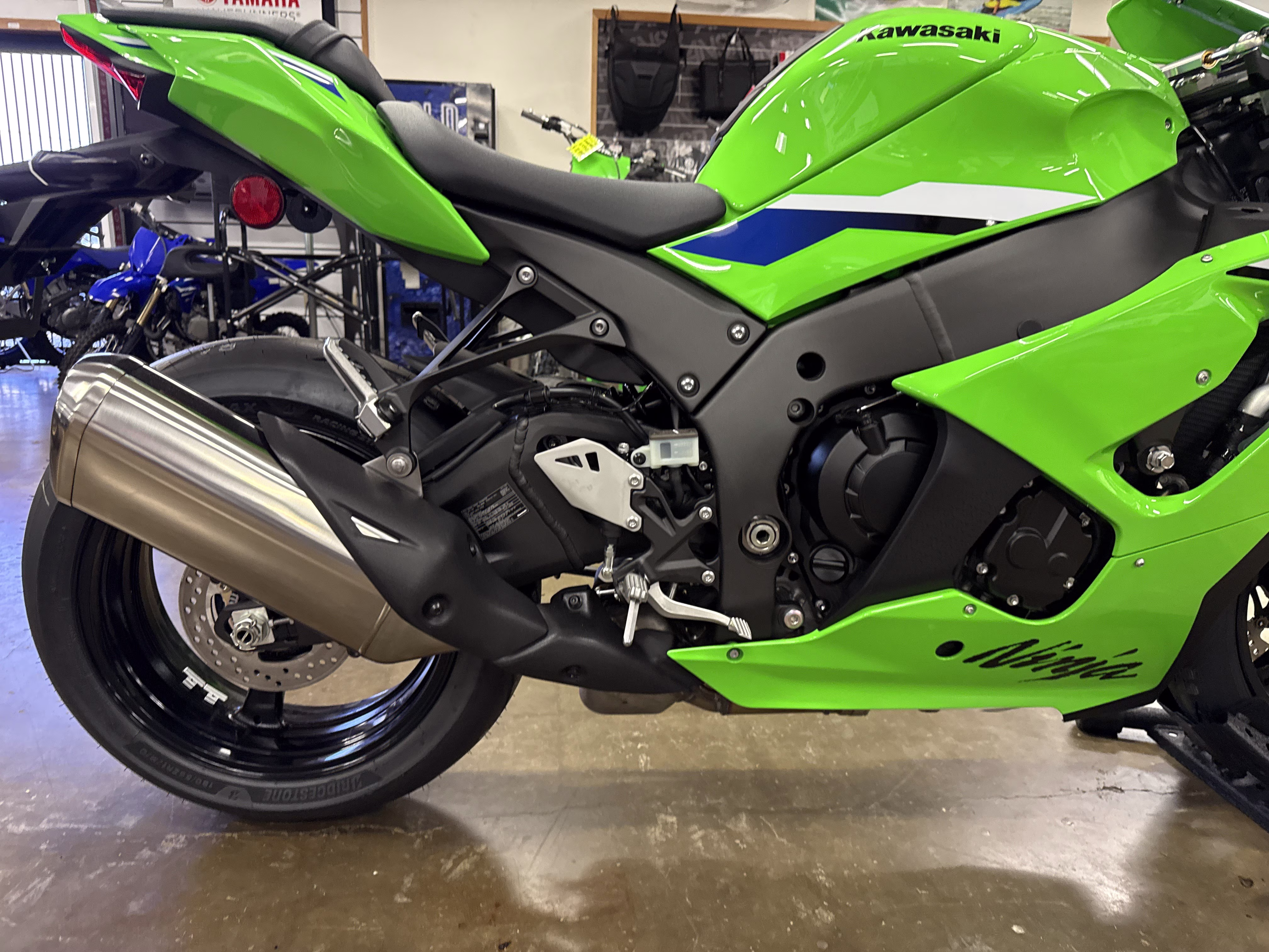 2026 Lime Green / Blue 24 Kawasaki Ninja ZX-10R ABS Motorcycle