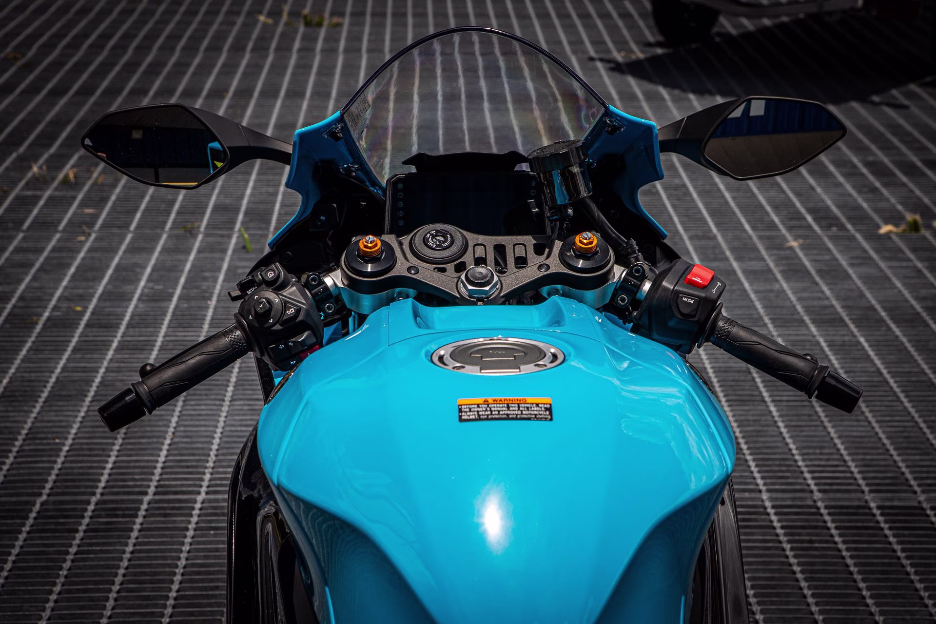 2026 Breaker Cyan / Raven Yamaha YZF-R7 Motorcycle