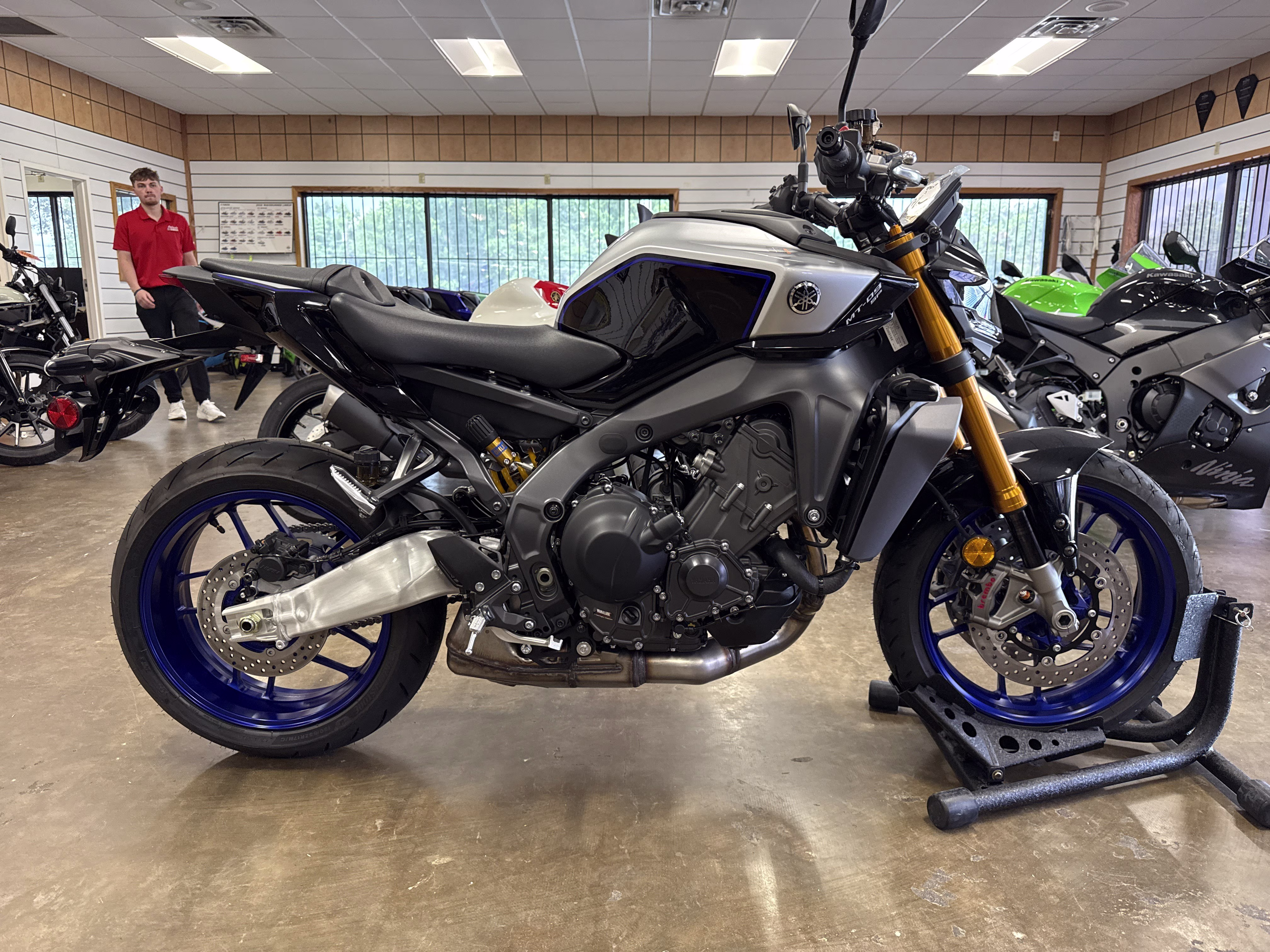 2026 Liquid Metal / Raven Yamaha MT-09 SP Motorcycle