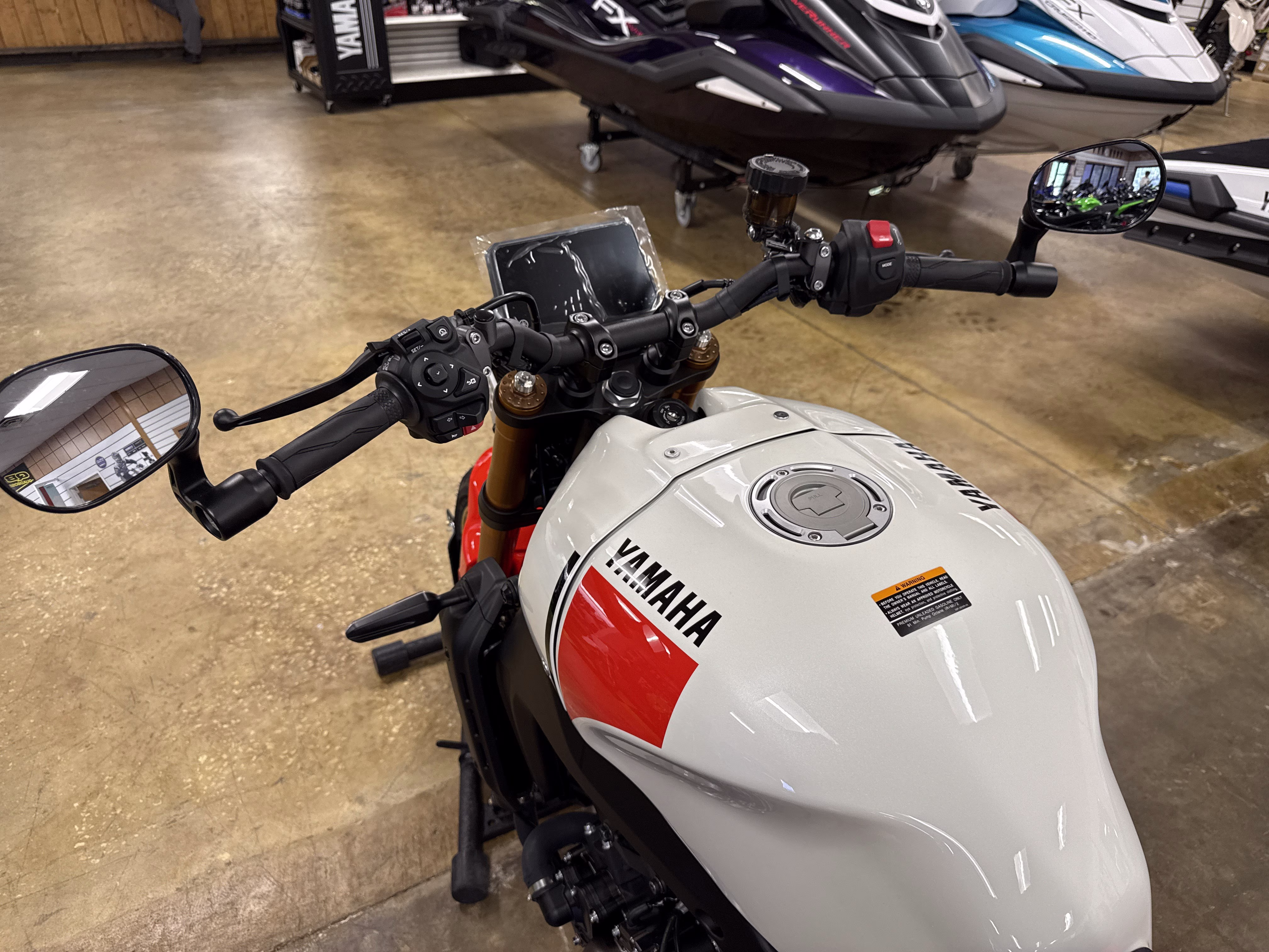 2026 Heritage White Yamaha XSR900 Motorcycle