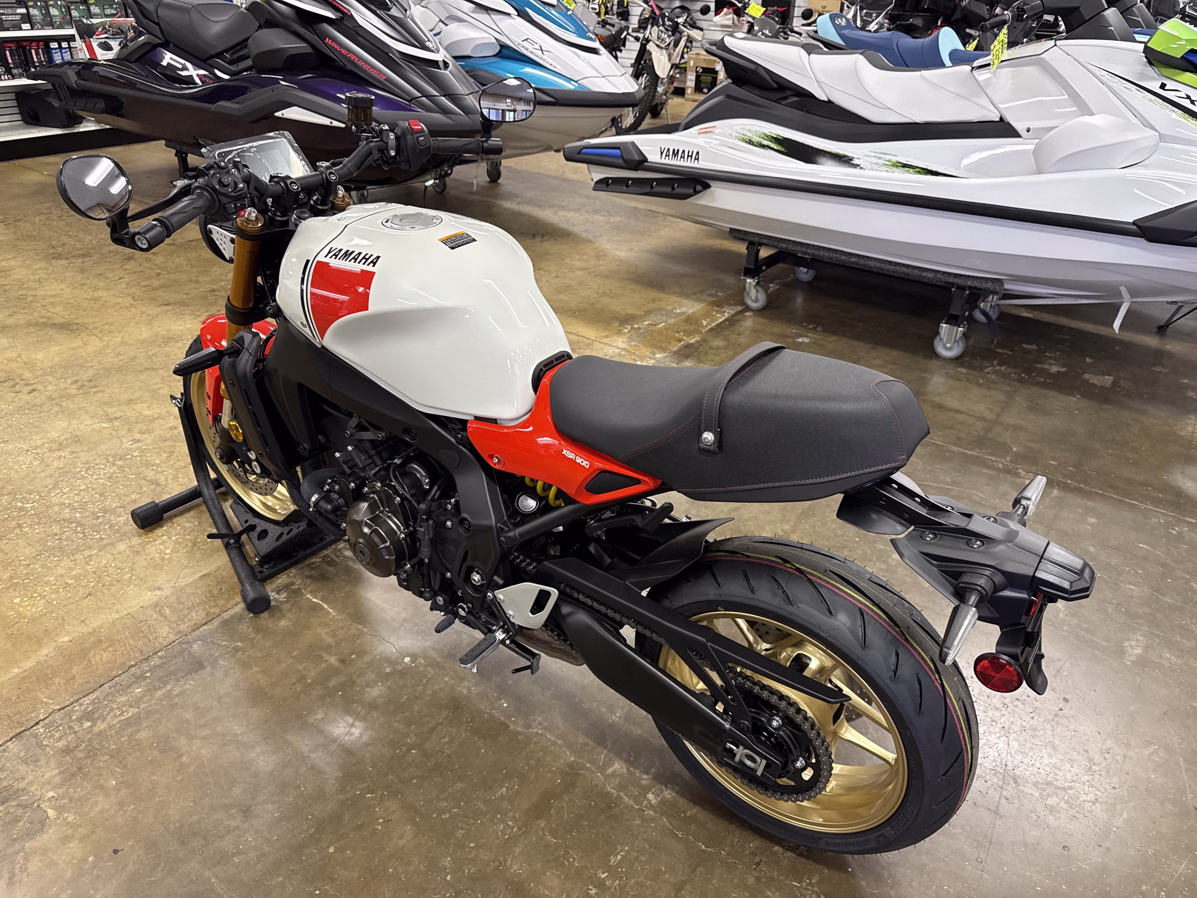 2026 Heritage White Yamaha XSR900 Motorcycle