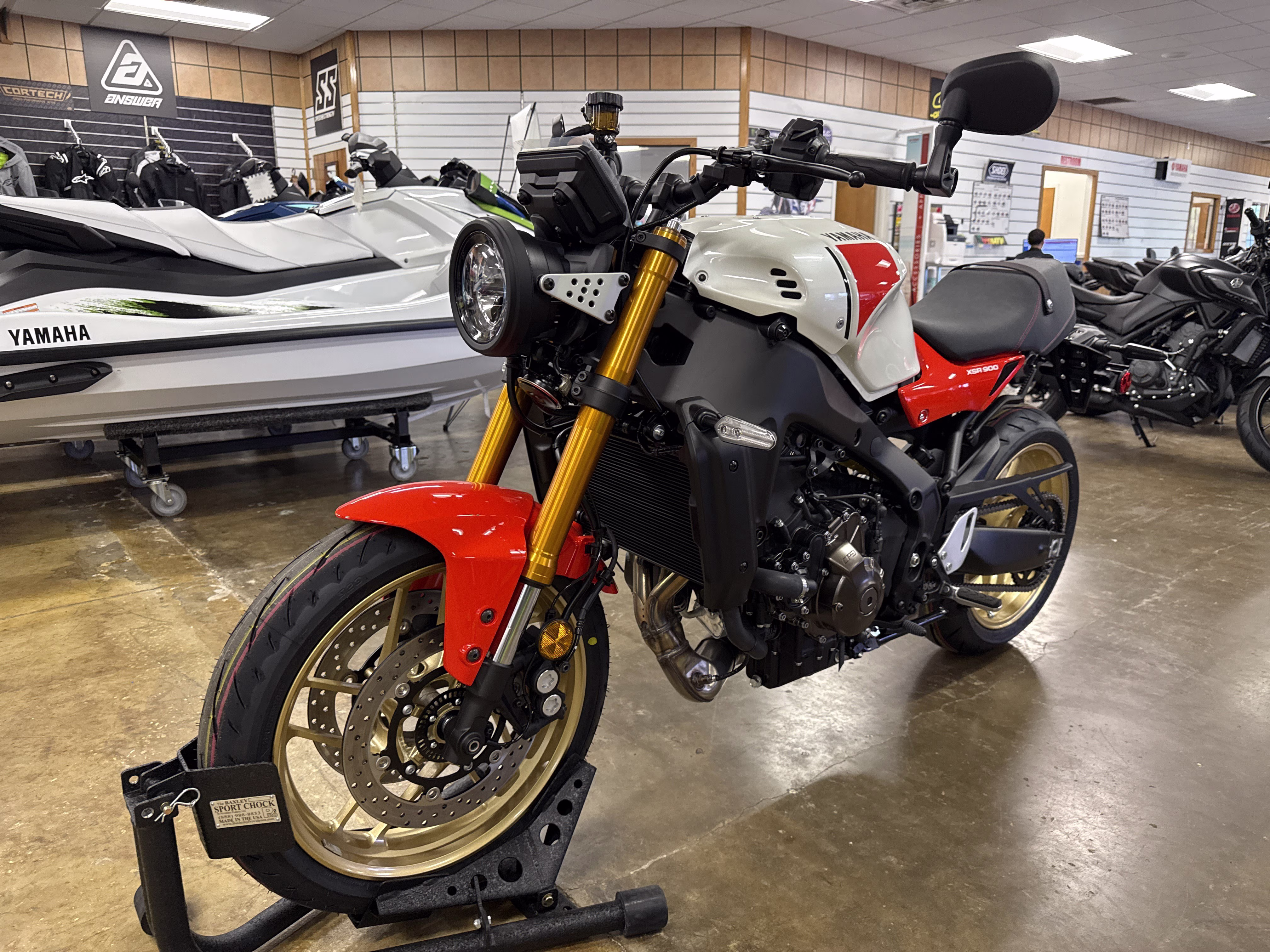 2026 Heritage White Yamaha XSR900 Motorcycle