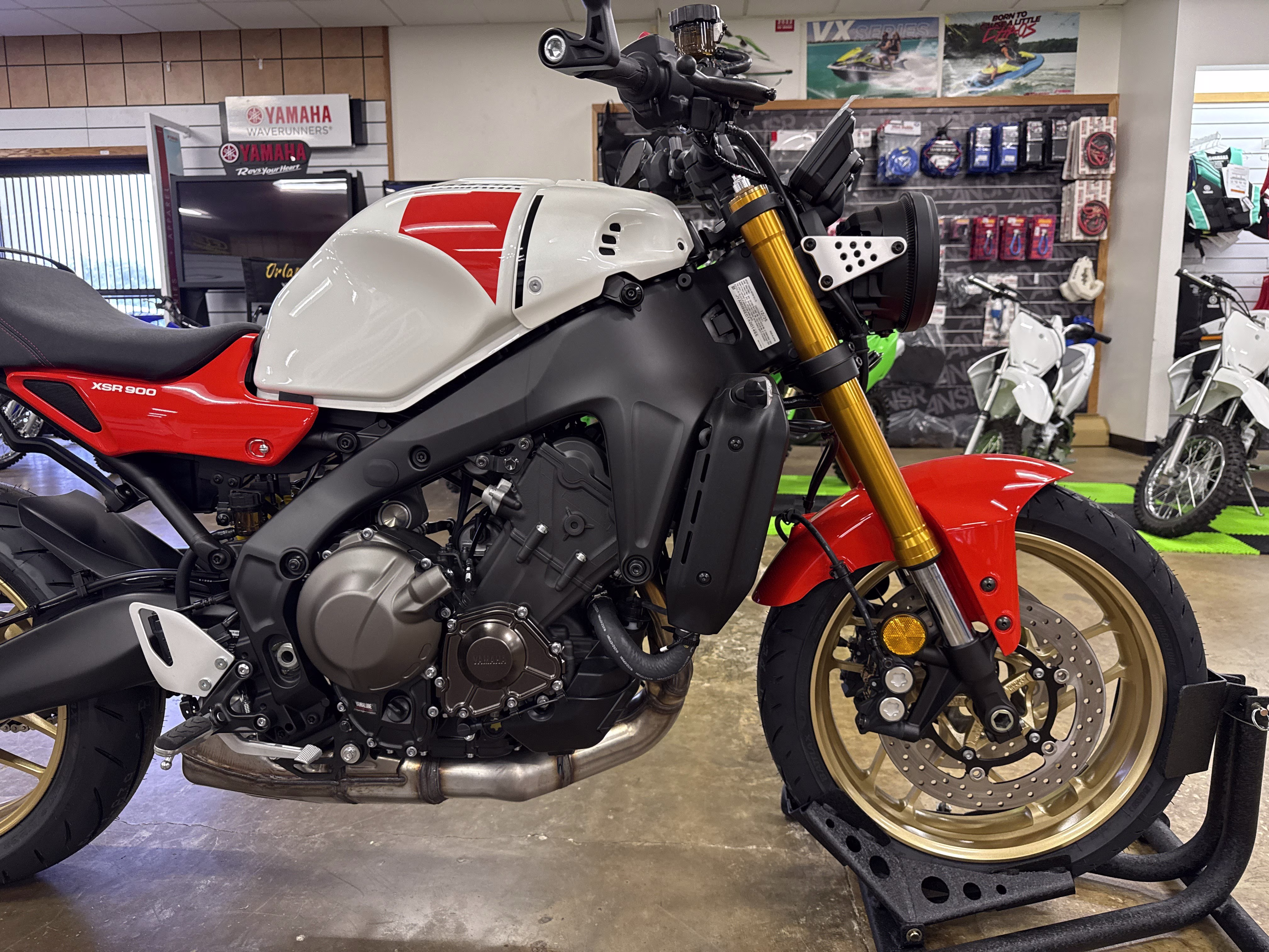 2026 Heritage White Yamaha XSR900 Motorcycle