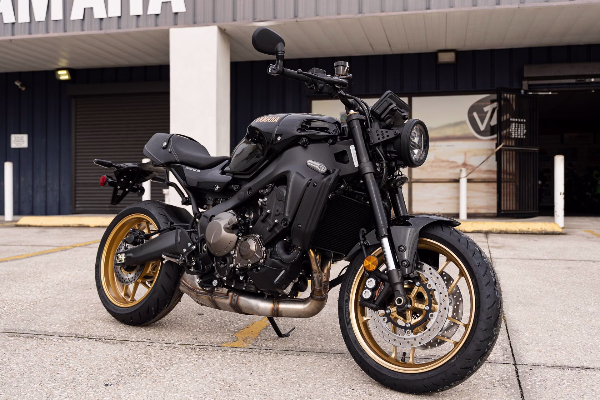 2026 Raven Yamaha XSR900 Motorcycle