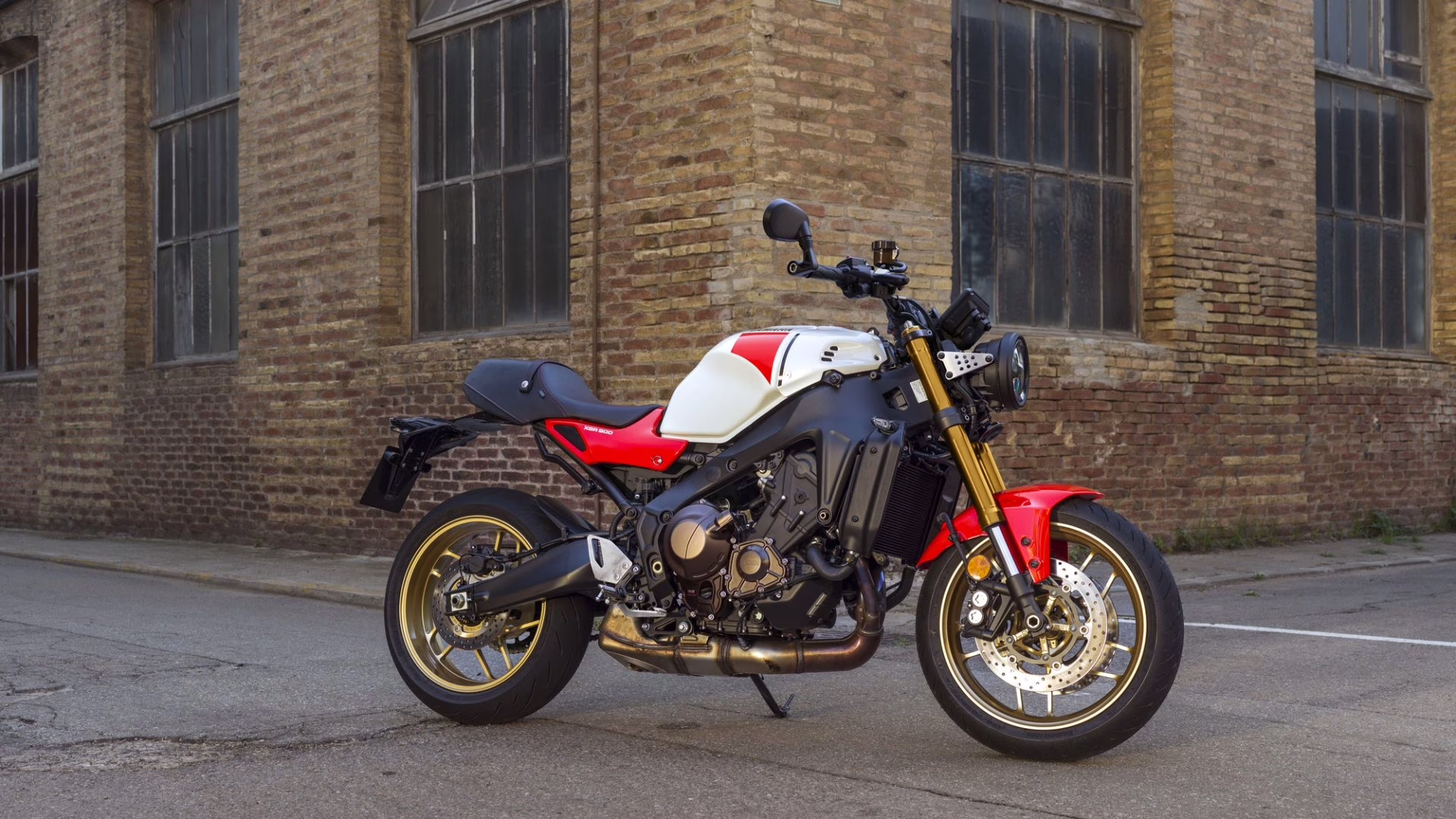 2026 Yamaha XSR900 Motorcycle