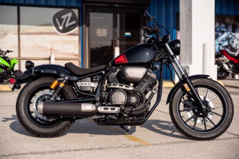 2025 Raven Yamaha Bolt R-Spec Motorcycle