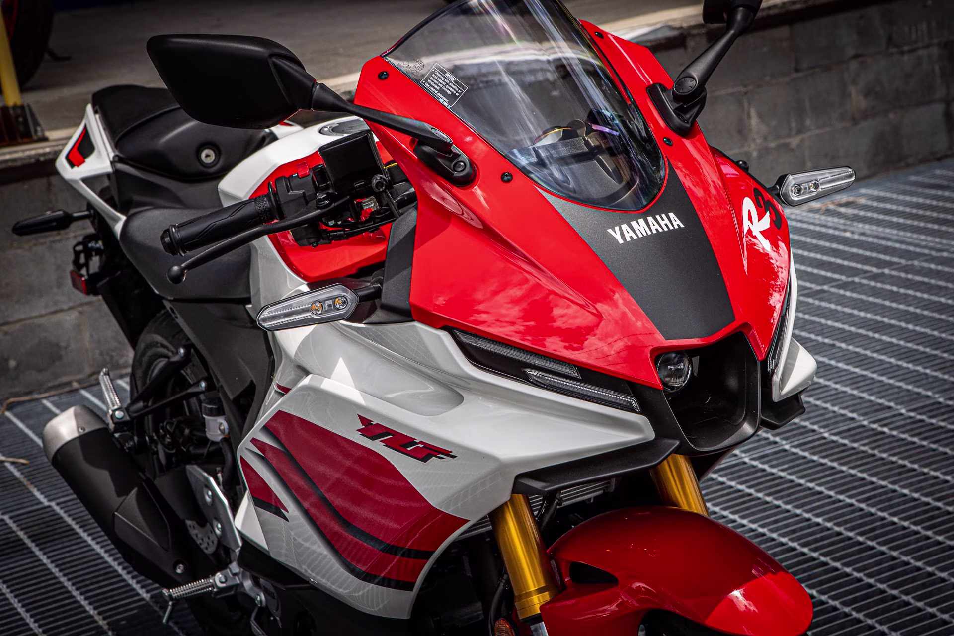 2026 70th Anniversary Edition Yamaha YZF-R3 ABS Motorcycle