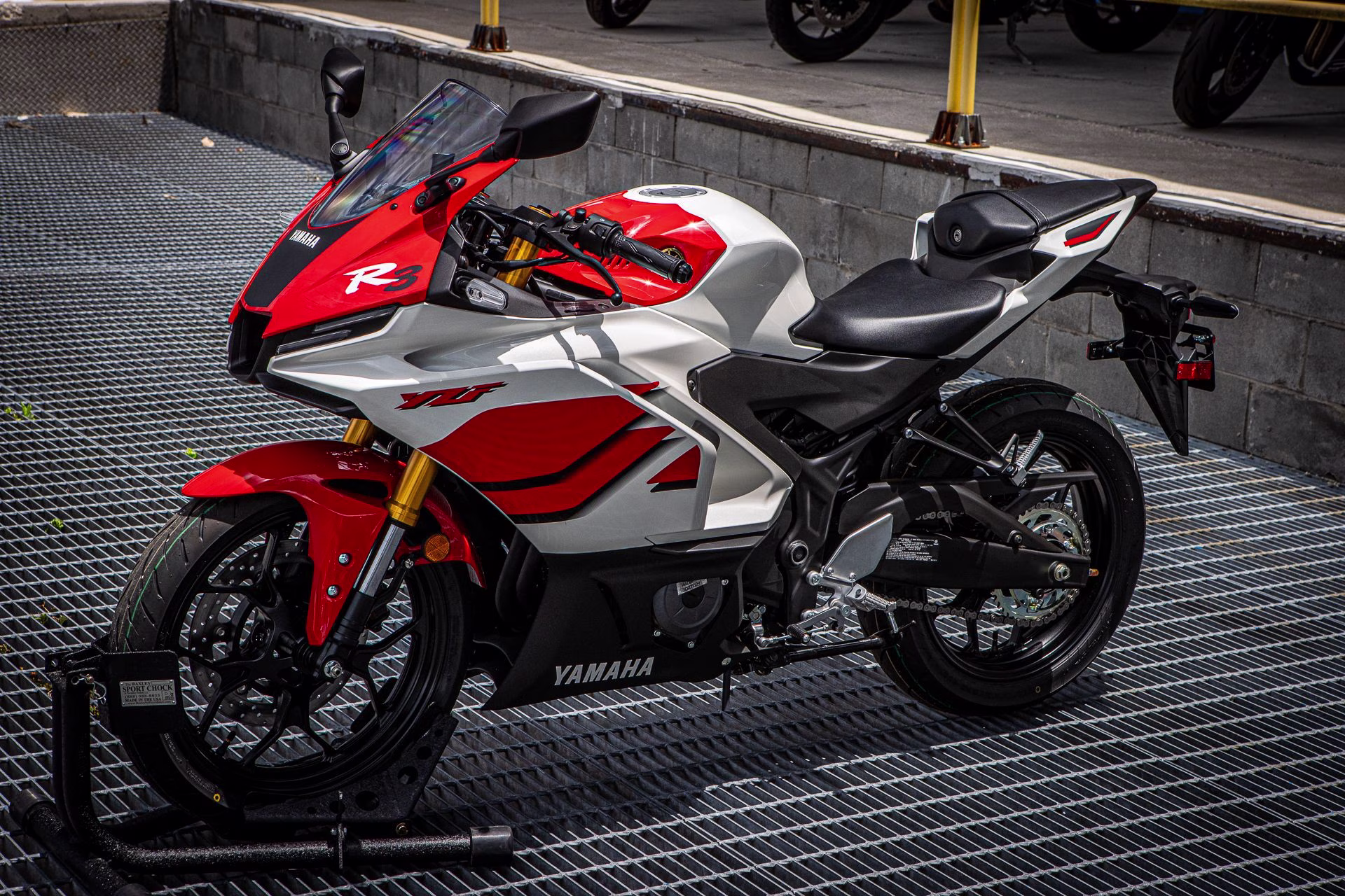2026 70th Anniversary Edition Yamaha YZF-R3 ABS Motorcycle