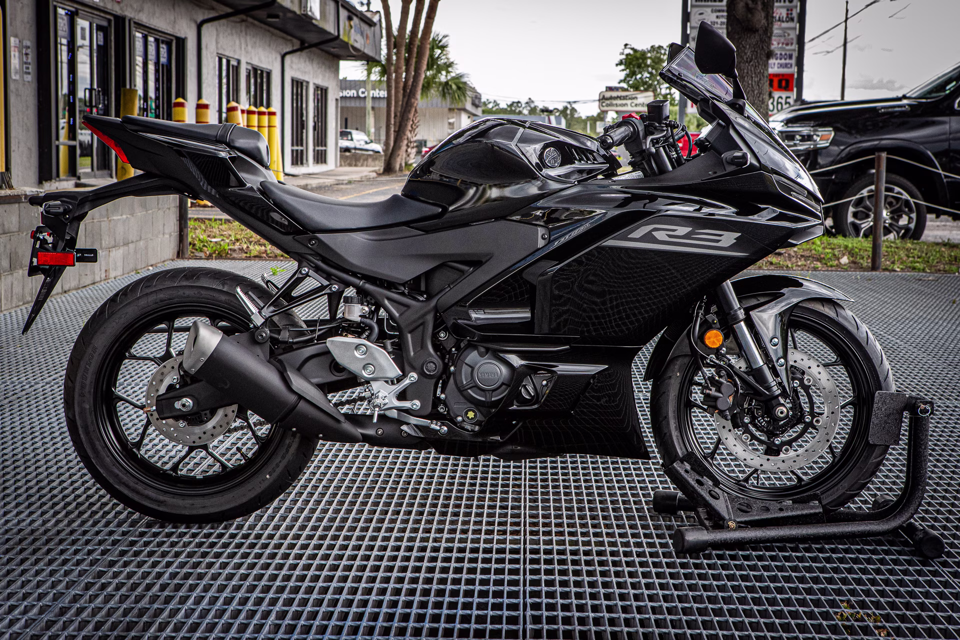 2026 Black Yamaha YZF-R3 ABS Motorcycle