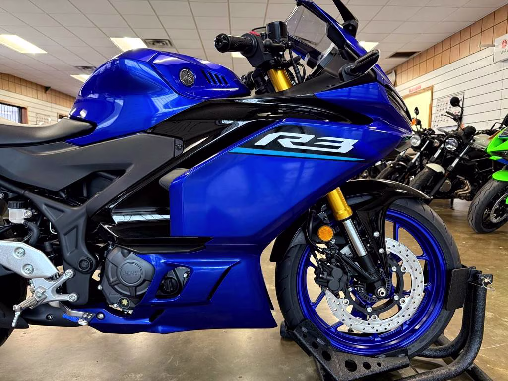 2026 Blue Yamaha YZF-R3 ABS Motorcycle