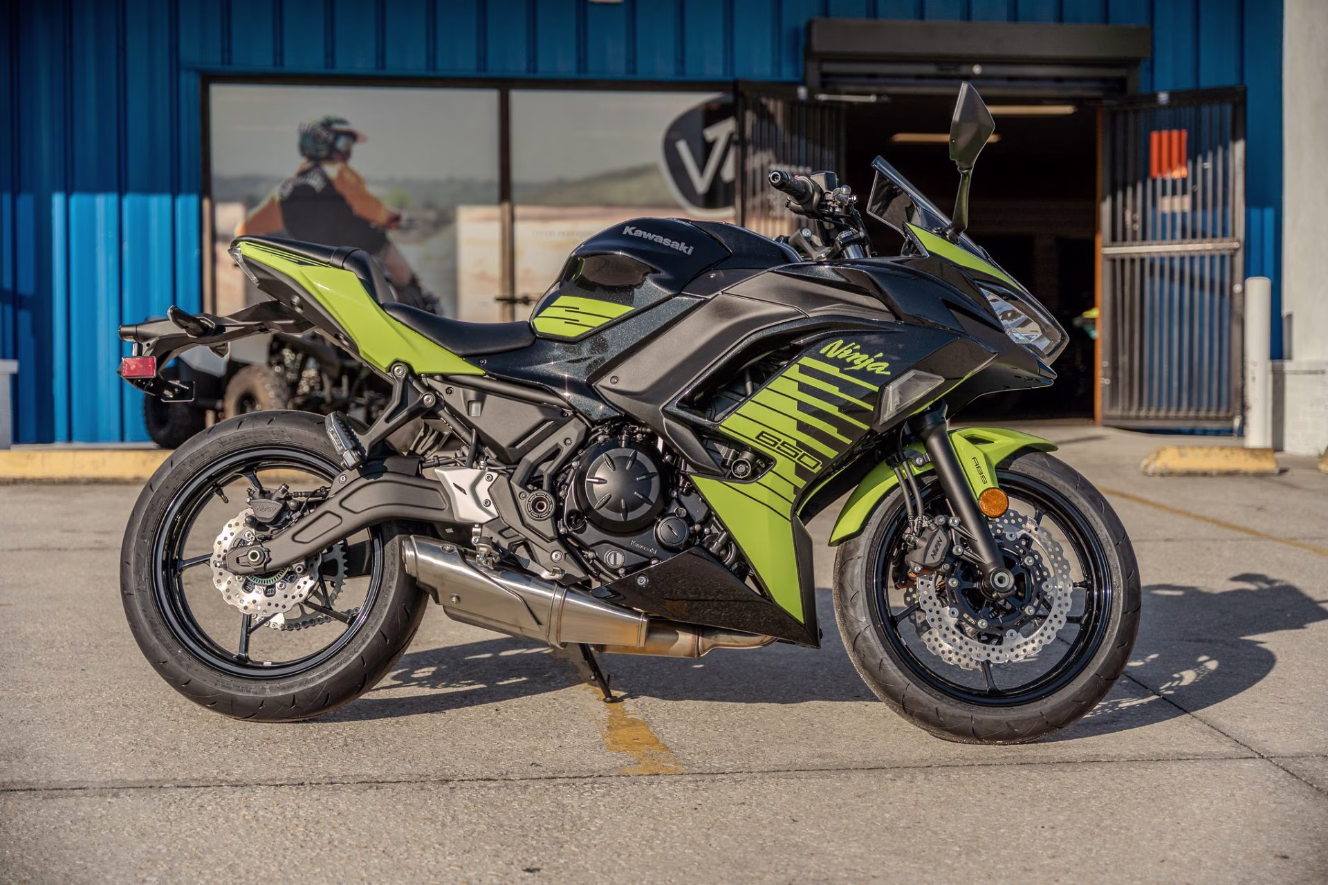 2026 Metallic Yellowish Green / Metallic Spark Black Kawasaki Ninja 650 ABS Motorcycle