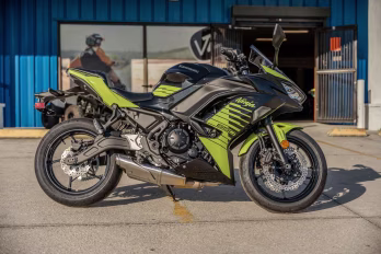 2026 Metallic Yellowish Green / Metallic Spark Black Kawasaki Ninja 650 ABS Motorcycle