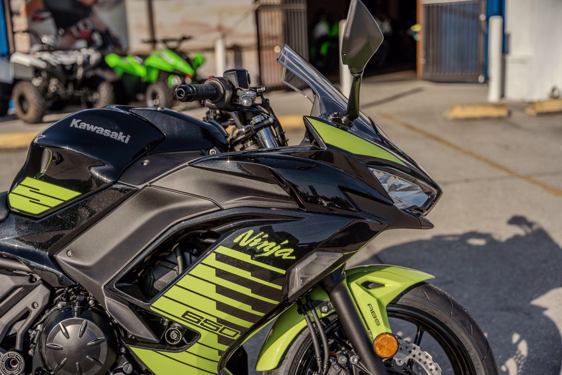 2026 Metallic Yellowish Green / Metallic Spark Black Kawasaki Ninja 650 ABS Motorcycle
