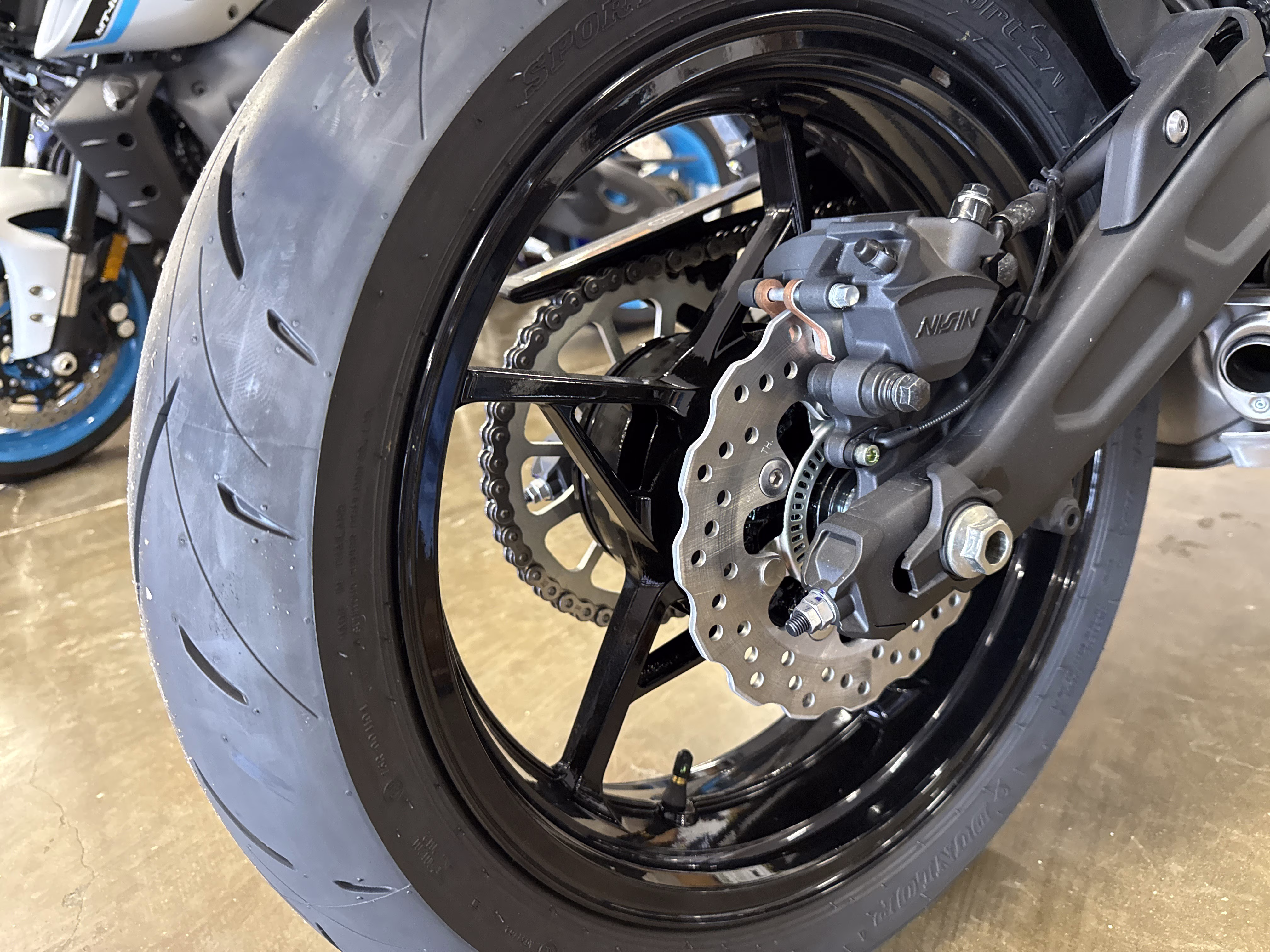 2026 Metallic Flat Spark Black / Metallic Carbon Gray Kawasaki Ninja 650 Motorcycle