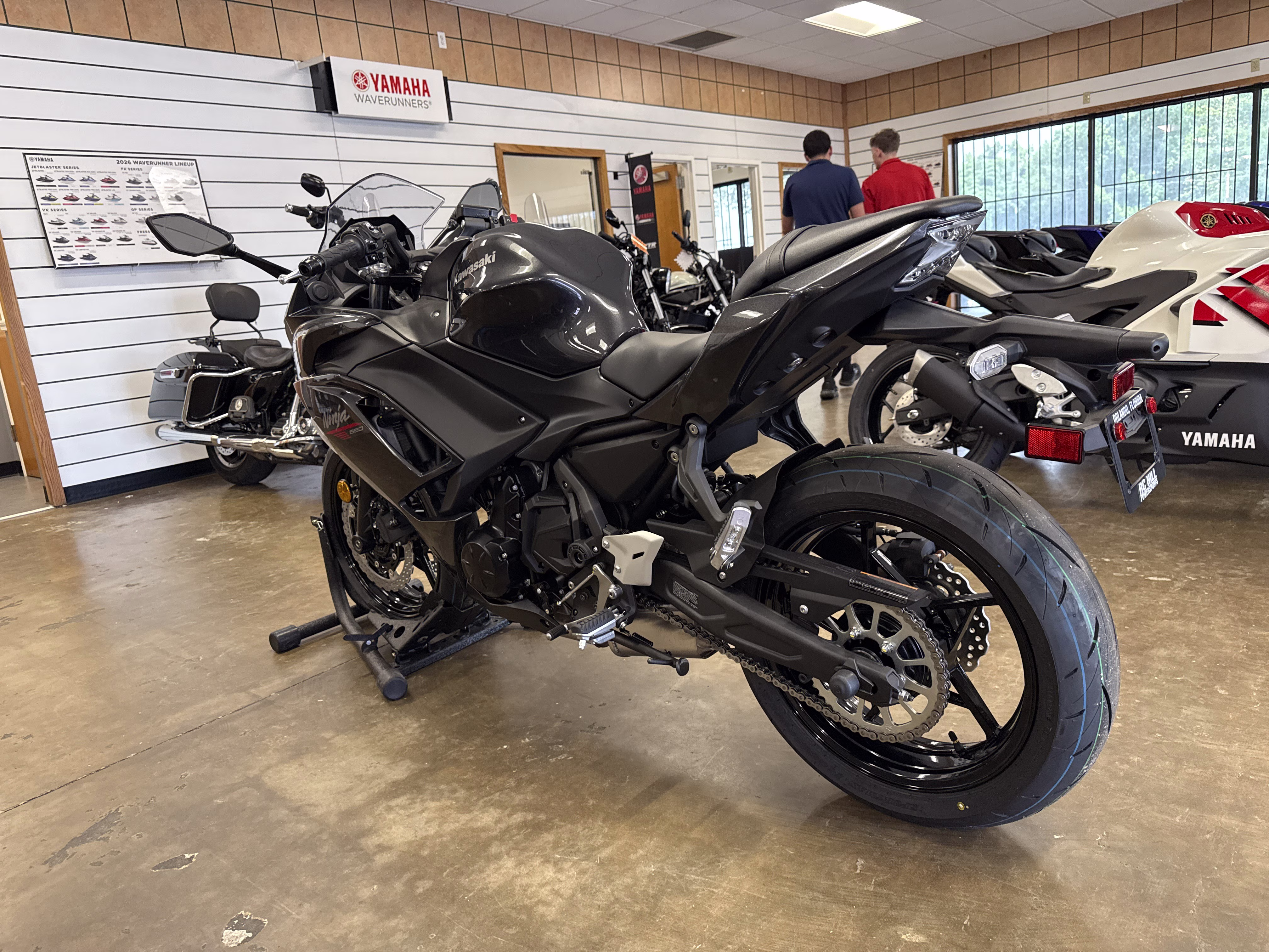 2026 Metallic Flat Spark Black / Metallic Carbon Gray Kawasaki Ninja 650 Motorcycle