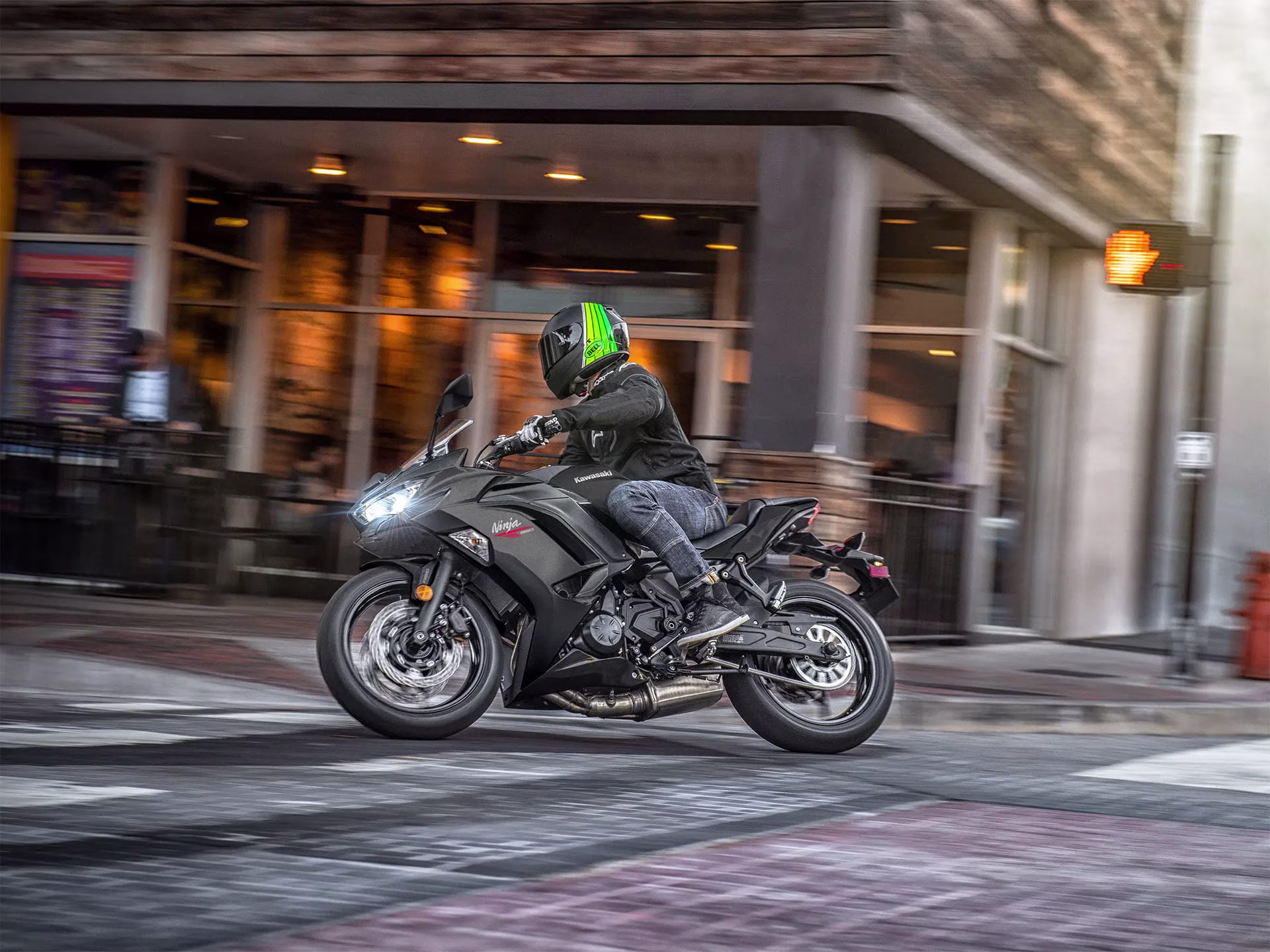 2026 Metallic Flat Spark Black / Metallic Carbon Gray Kawasaki Ninja 650 Motorcycle